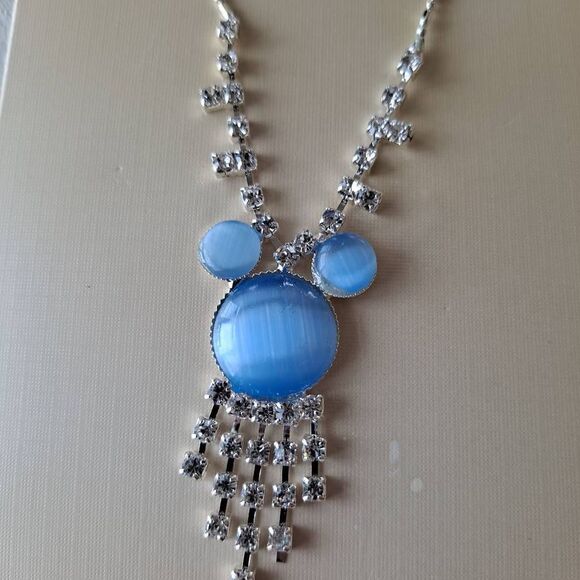 4 Necklace and earring sets for tweens nwt - Picture 15 of 15